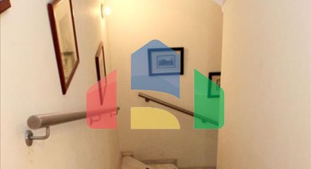 Продаж - Будівля 897 m² в Афінах