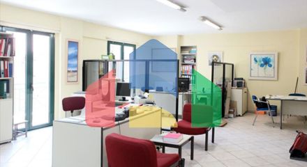 Продаж - Будівля 897 m² в Афінах