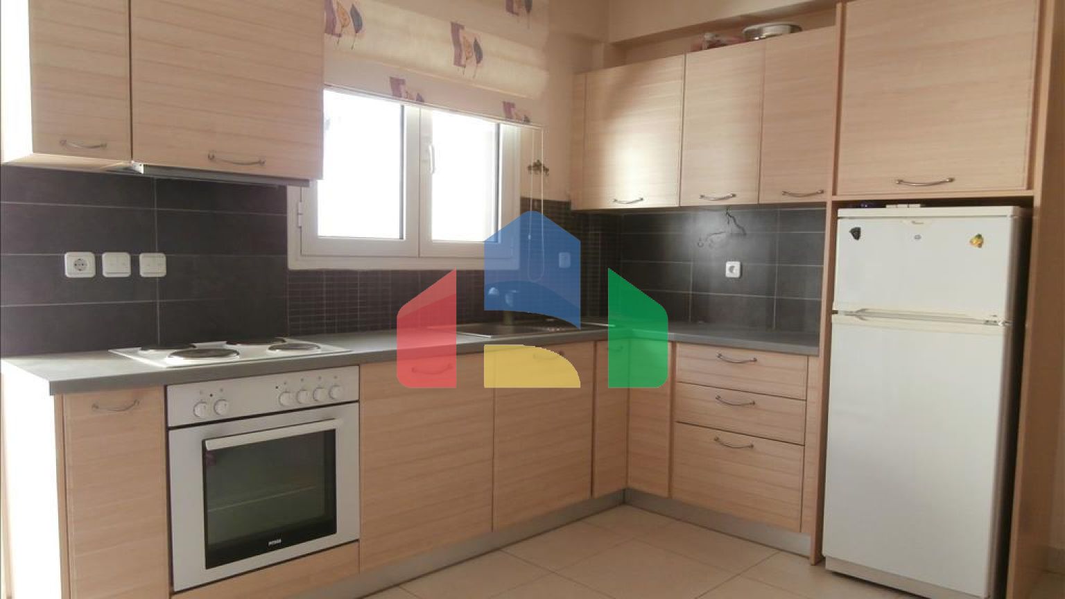 Продаж - Будівля 897 m² в Афінах