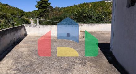 Продажа - Здание 800 m² в Афинах
