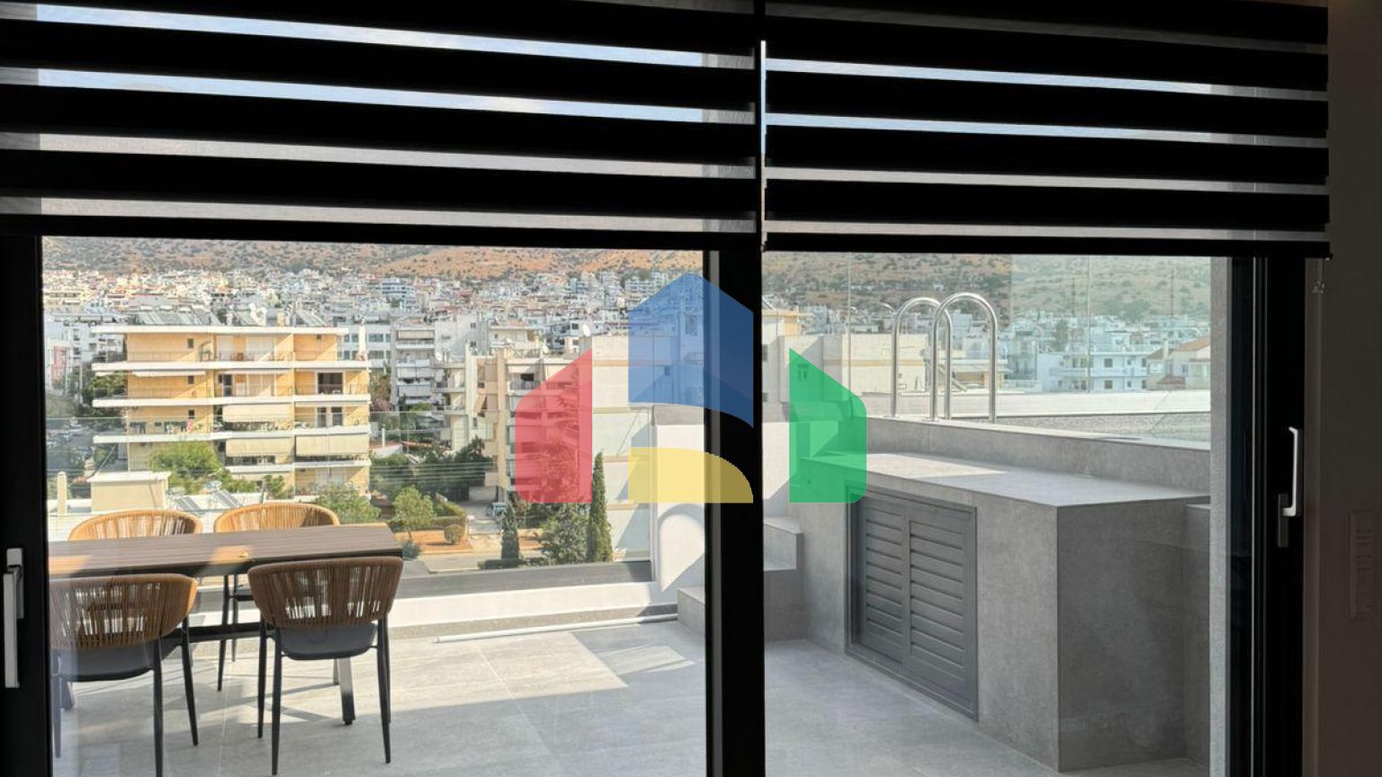 Продажа - Двухуровневая квартира 130 m² в Афинах