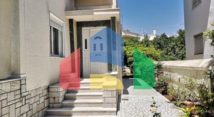 Продажа - Здание 525 m² в Афинах