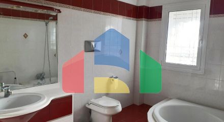 Продаж - Котедж 370 m² в Афінах