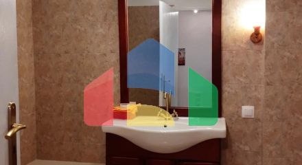 Продаж - Котедж 370 m² в Афінах