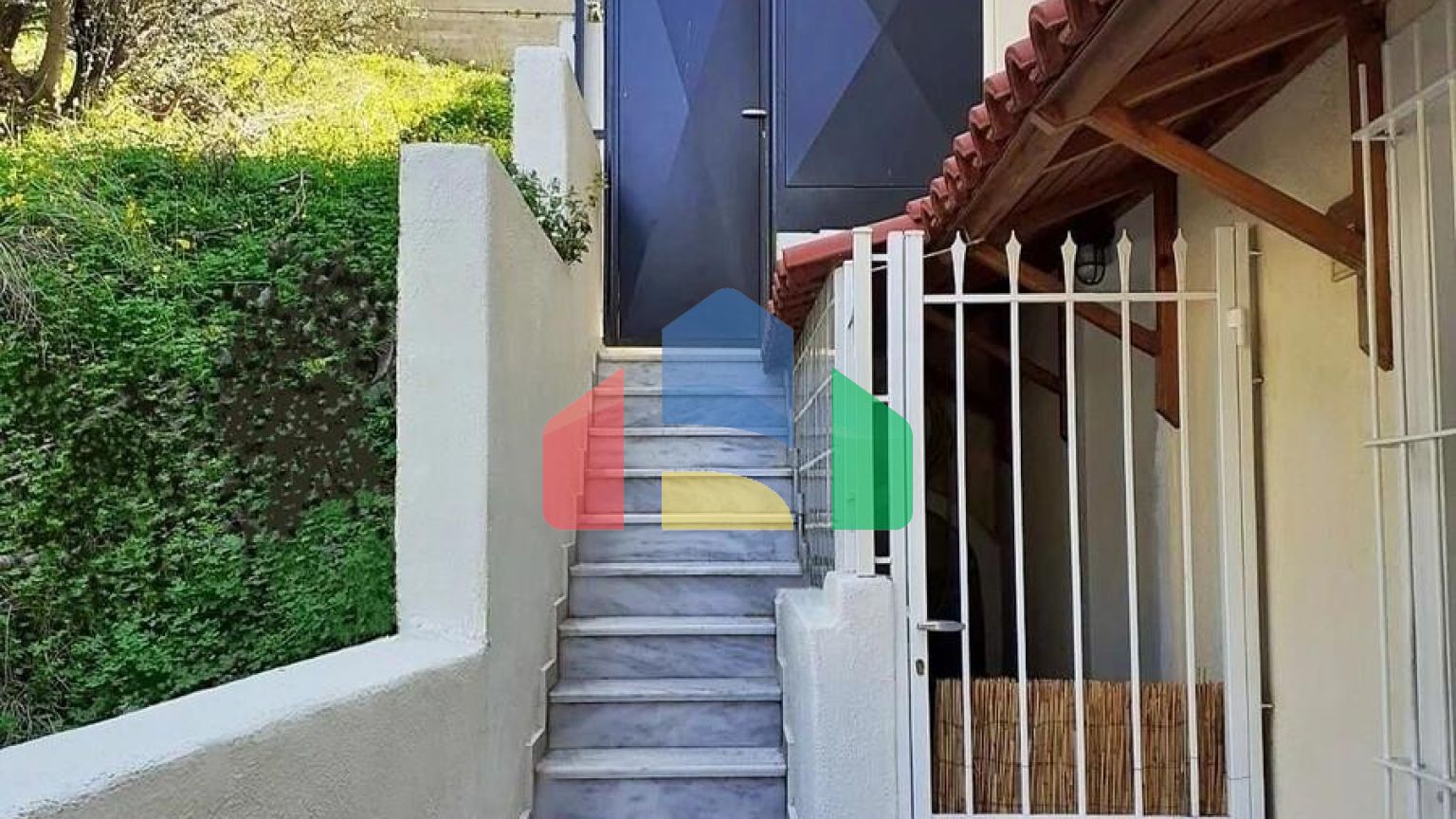 Продаж - Котедж 370 m² в Афінах