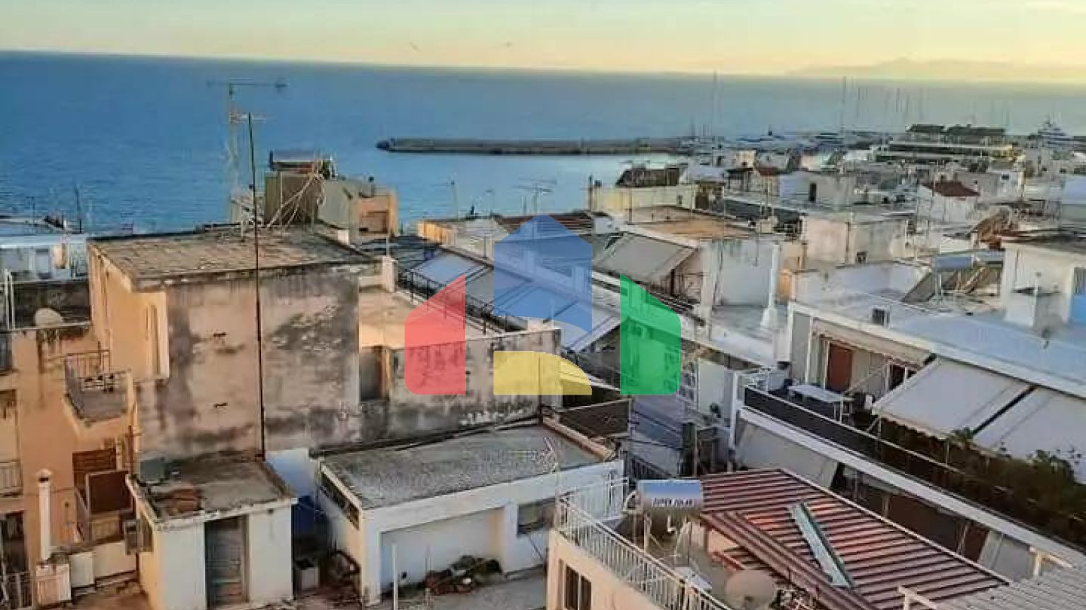 Продажа - Таунхаус 165 m² в Афинах