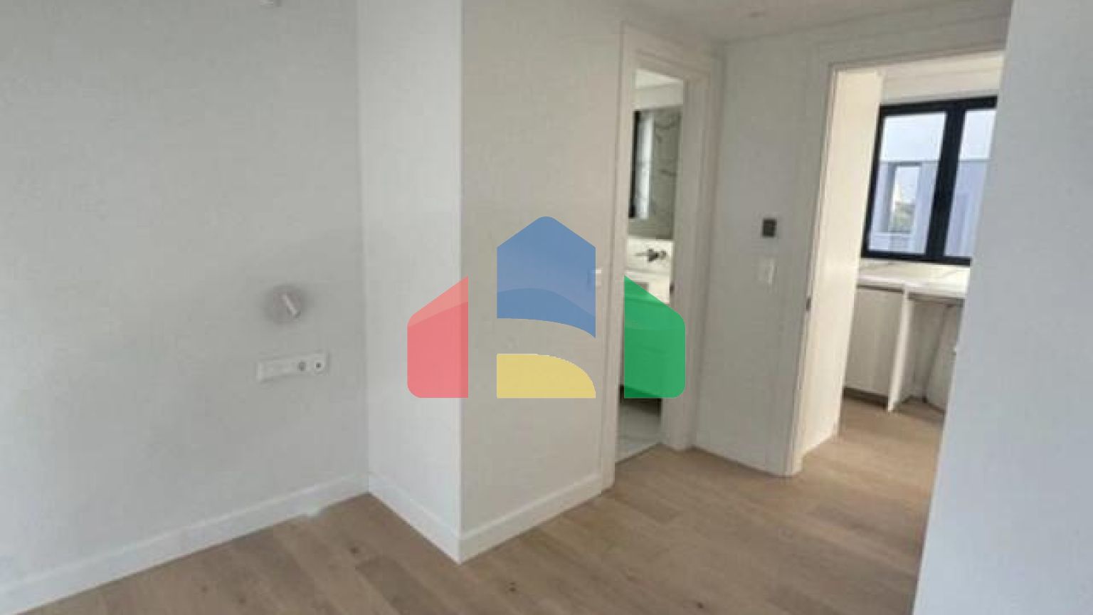 Продажа - Таунхаус 106 m² в Афинах