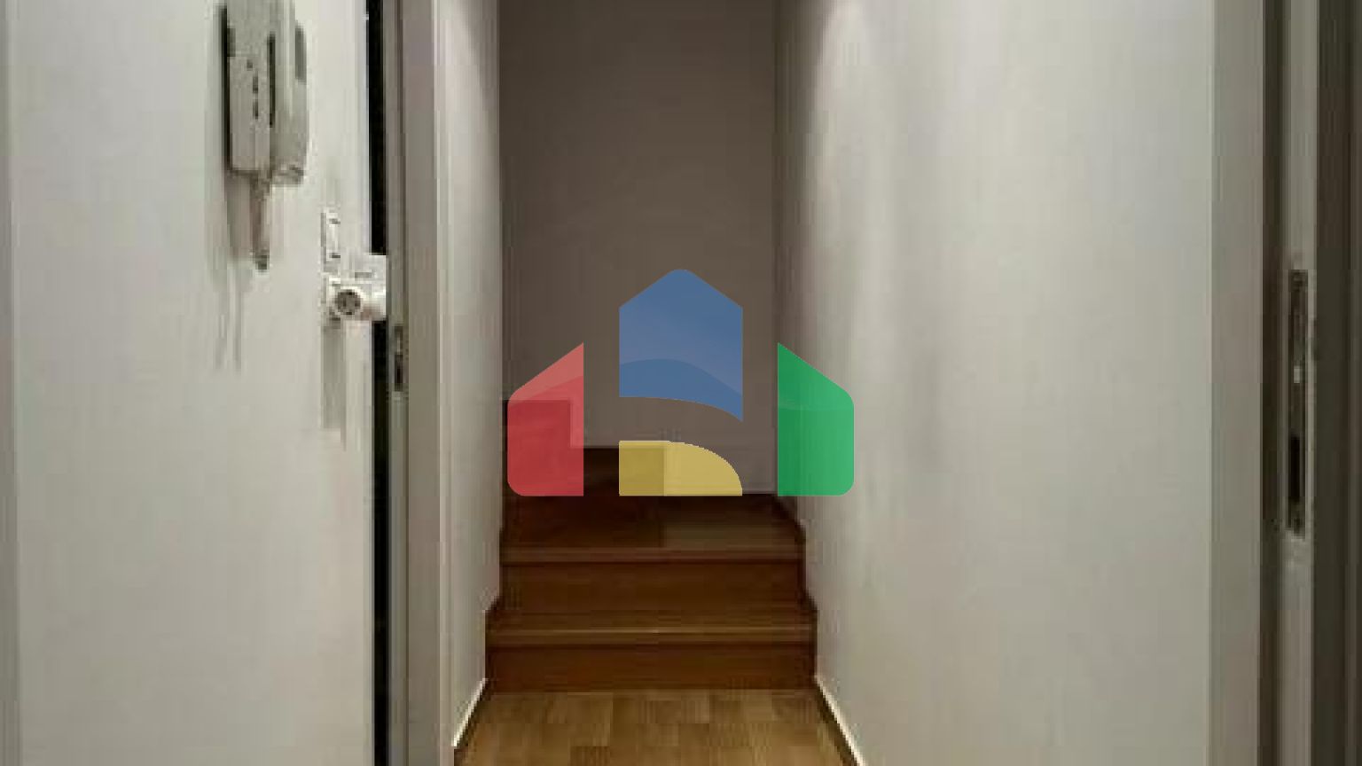 Продажа - Таунхаус 125 m² в Афинах