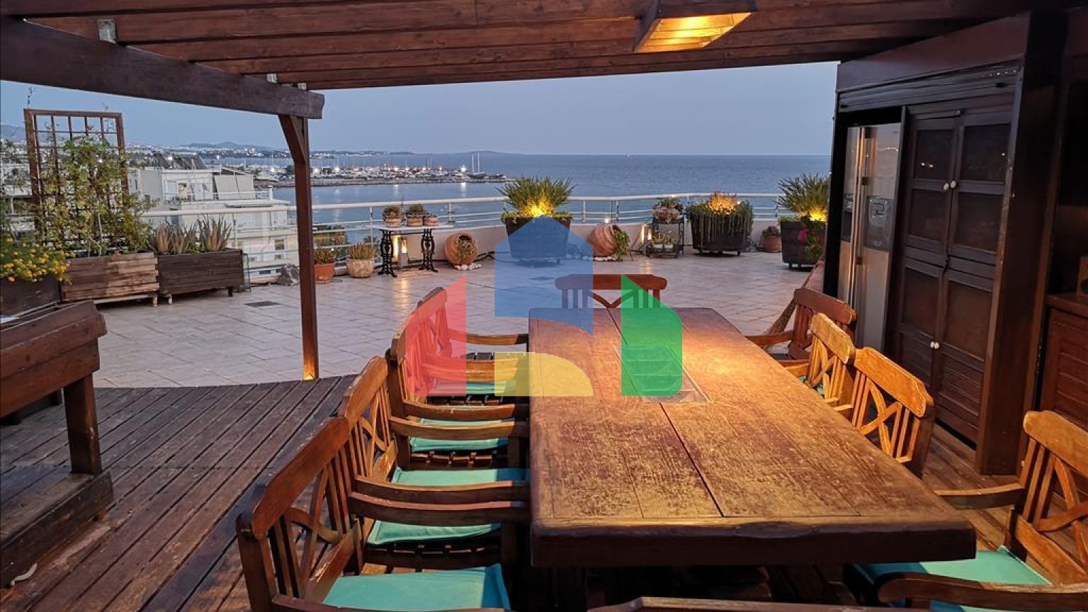 Продажа - Двухуровневая квартира 205 m² в Афинах