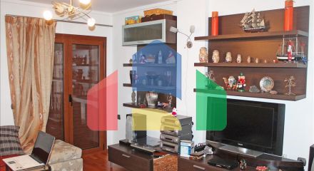 Продаж - Котедж 185 m² в Афінах