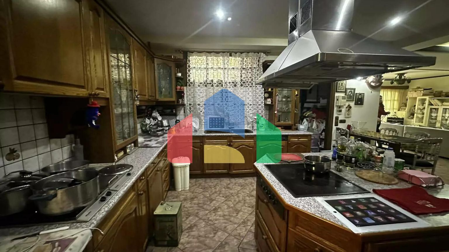 Продажа - Квартира 167 m² в Афинах