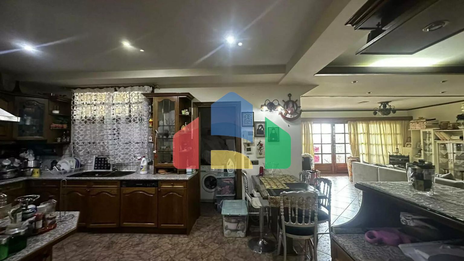 Продажа - Квартира 167 m² в Афинах