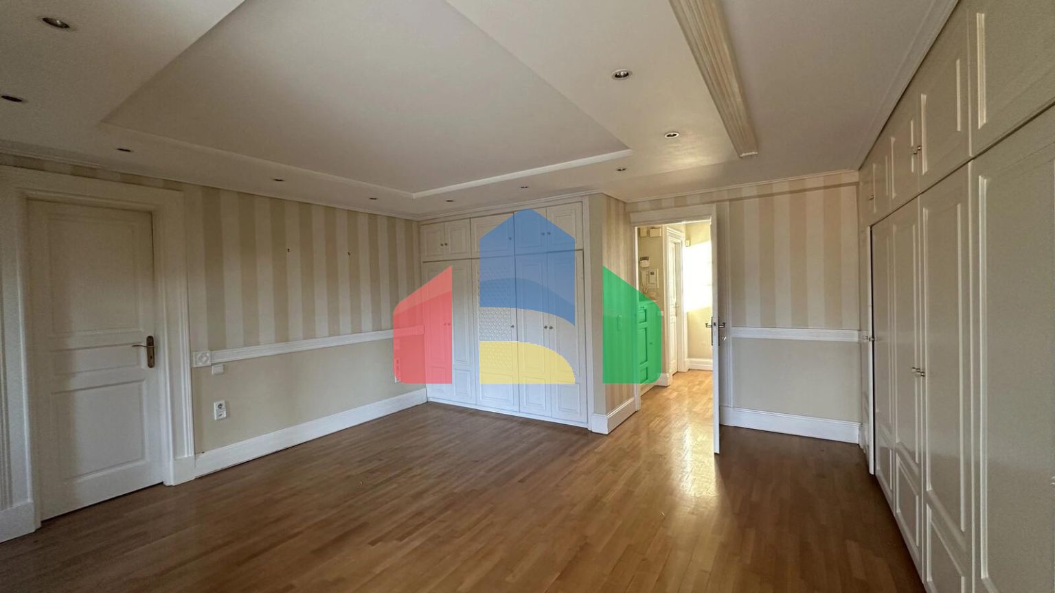 Продажа - Вилла 837 m² в Афинах