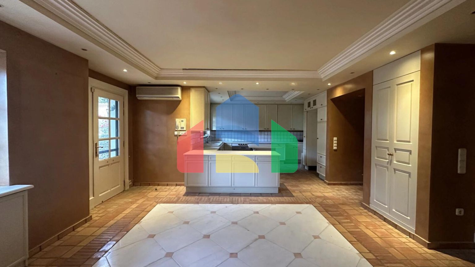 Продажа - Вилла 837 m² в Афинах