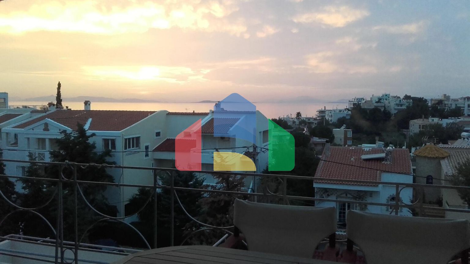 Продажа - Таунхаус 93 m² в Афинах