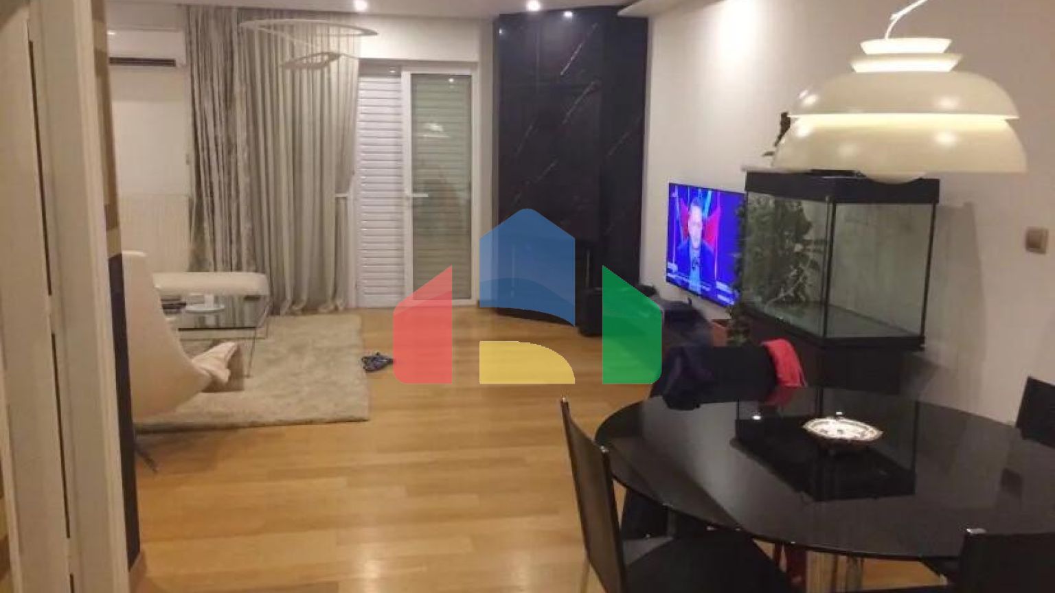 Продаж - Квартира 84 m² в Афінах