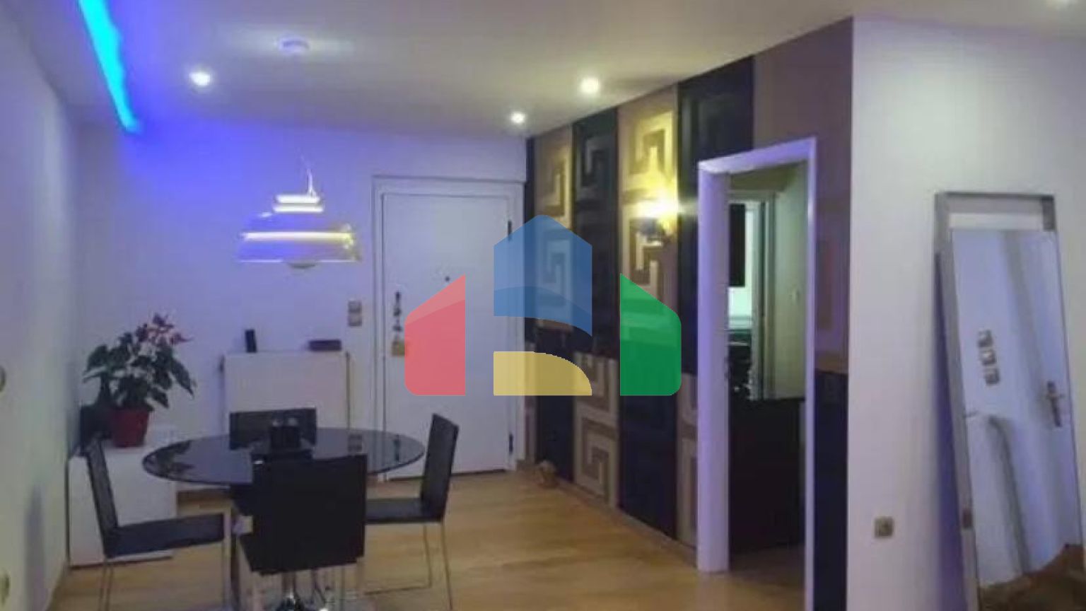 Продаж - Квартира 84 m² в Афінах