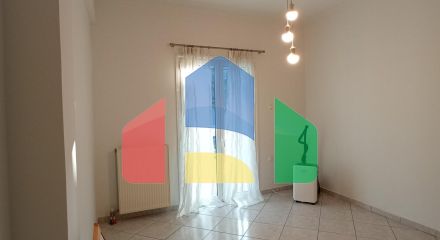Продаж - Квартира 90 m² в Афінах