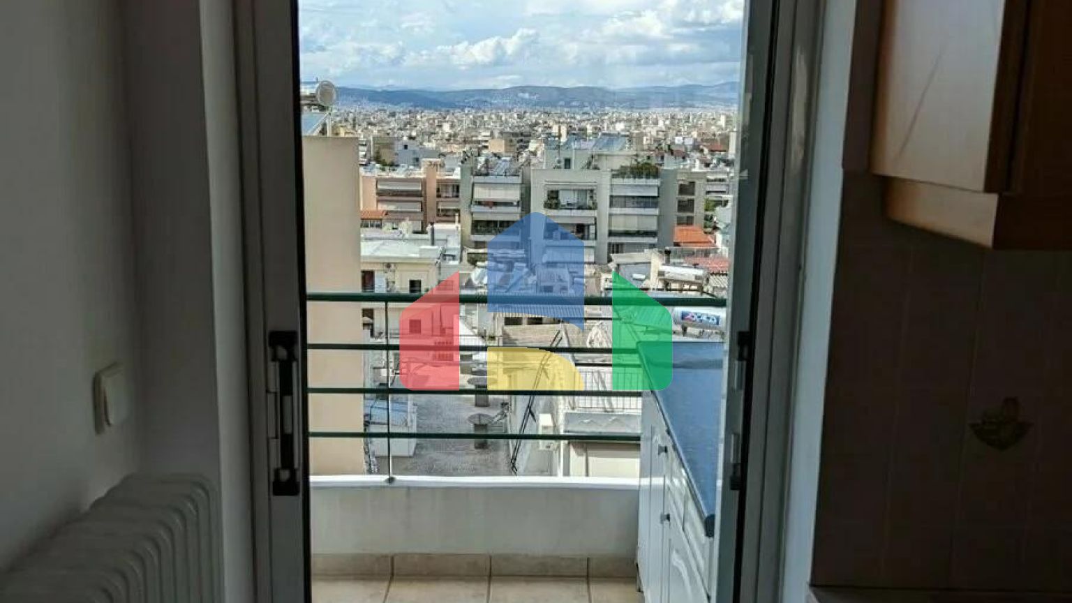 Продаж - Квартира 97 m² в Афінах