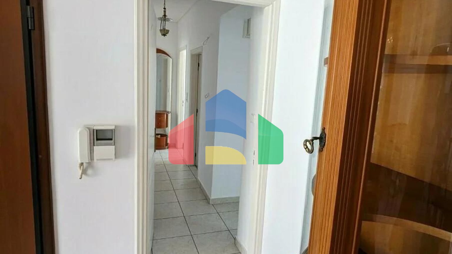 Продаж - Квартира 97 m² в Афінах