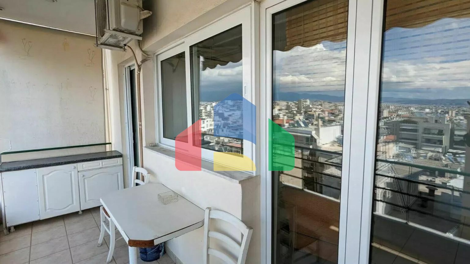 Продаж - Квартира 97 m² в Афінах