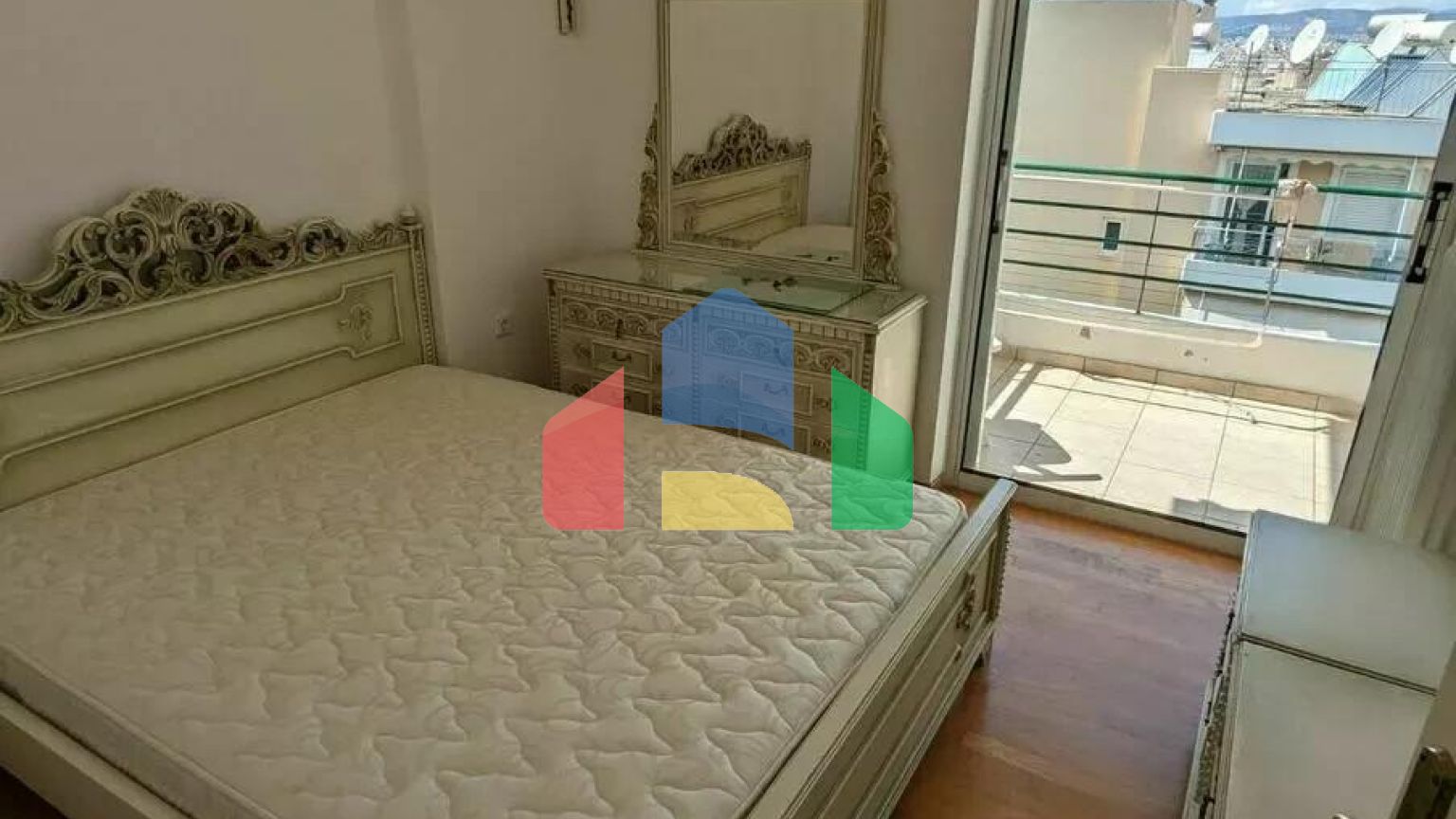 Продаж - Квартира 97 m² в Афінах