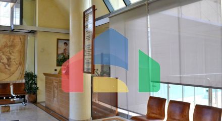 Продаж - Бізнес 2000 m² в Афінах
