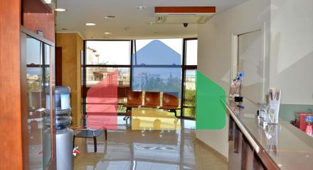 Продаж - Бізнес 2000 m² в Афінах