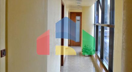 Продажа - Бизнес 2000 m² в Афинах