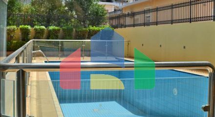 Продажа - Бизнес 2000 m² в Афинах