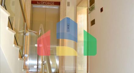 Продажа - Бизнес 2000 m² в Афинах