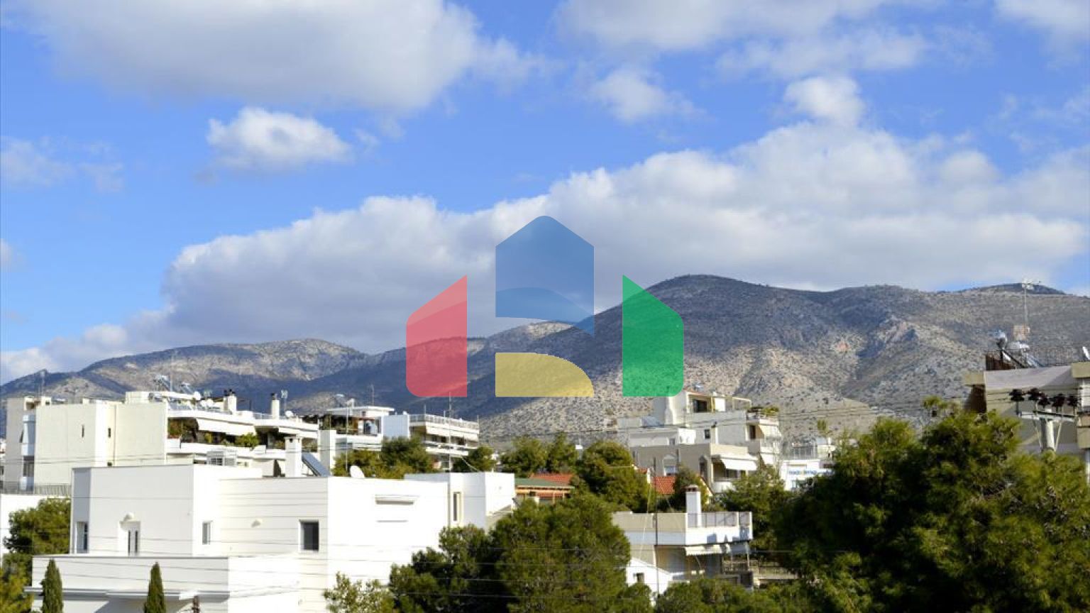 Продаж - Таунхаус 240 m² в Афінах