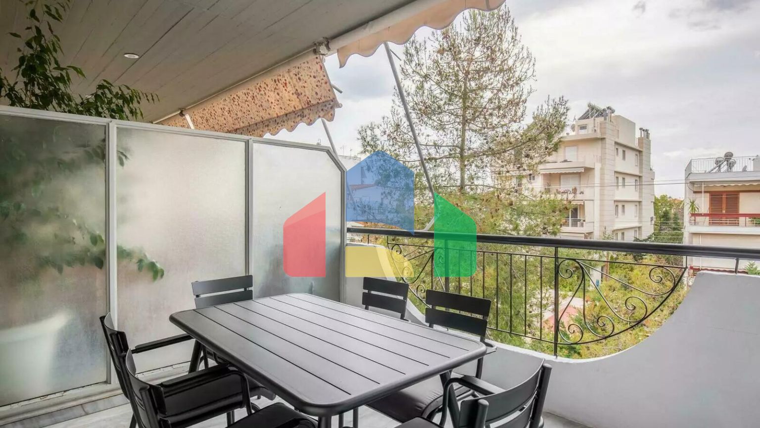 Продажа - Квартира 136 m² в Афинах