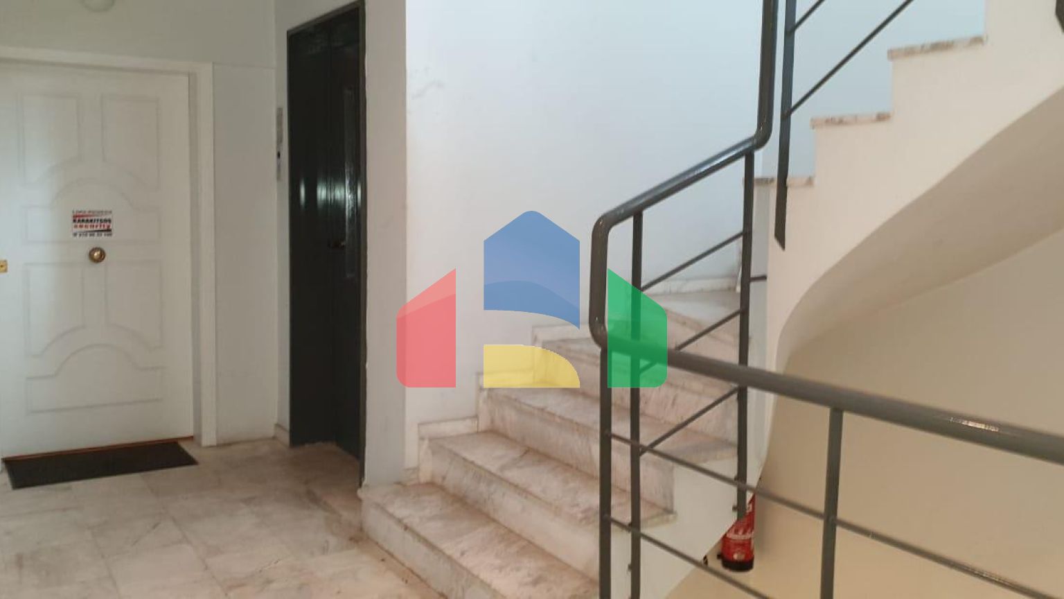 Продажа - Коммерческое помещение 660 m² в Афинах