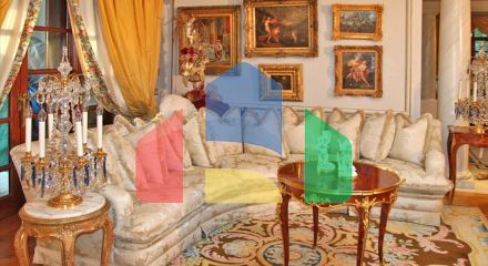 Продажа - Вилла 1200 m² в Афинах Продажа - Вилла 1200 m² в Афинах