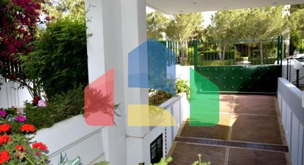 Продажа - Здание 650 m² в Афинах