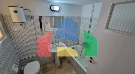 Продаж - Будівля 810 m² в Афінах