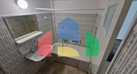 Продажа - Здание 810 m² в Афинах