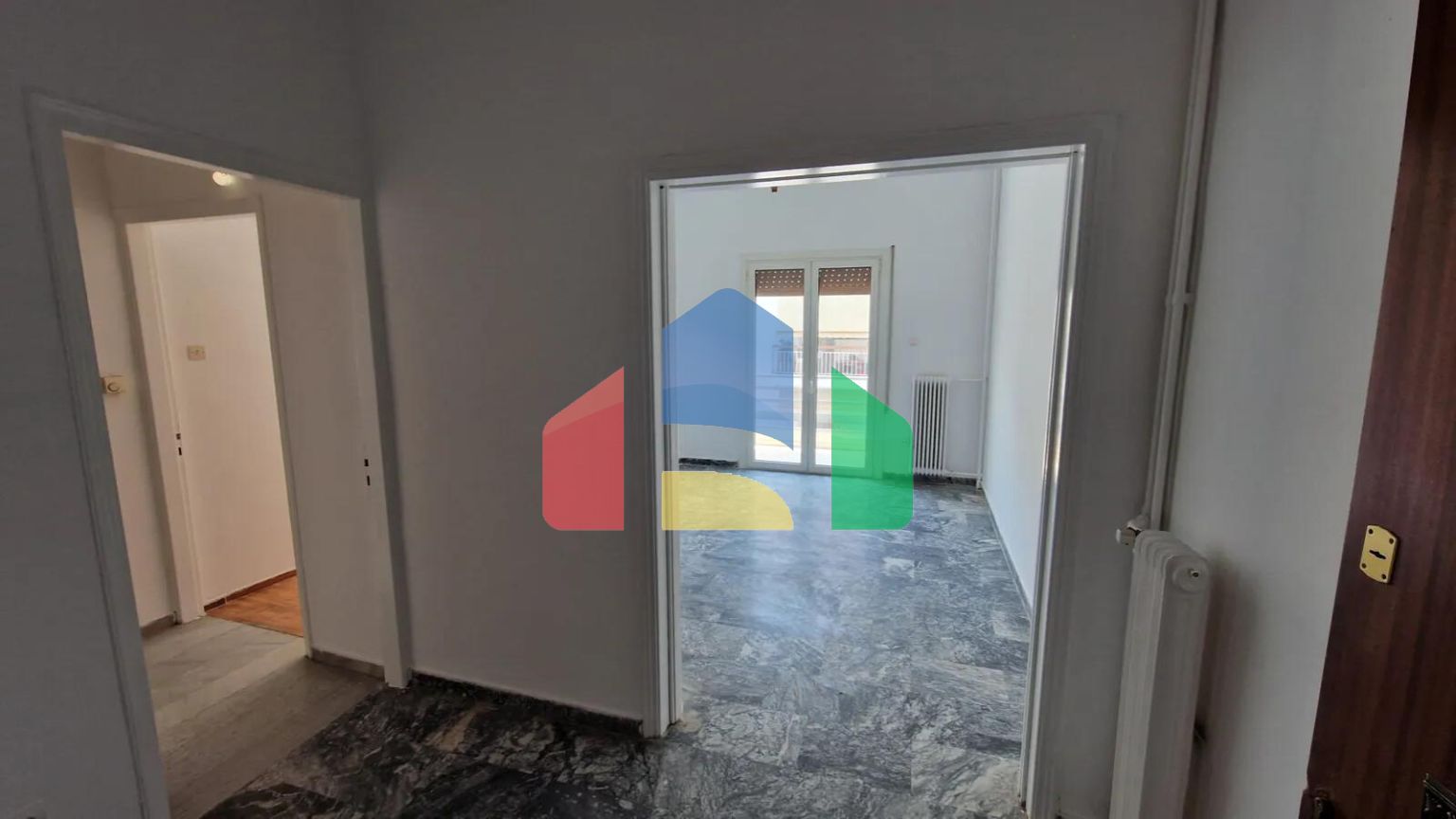 Продажа - Здание 810 m² в Афинах