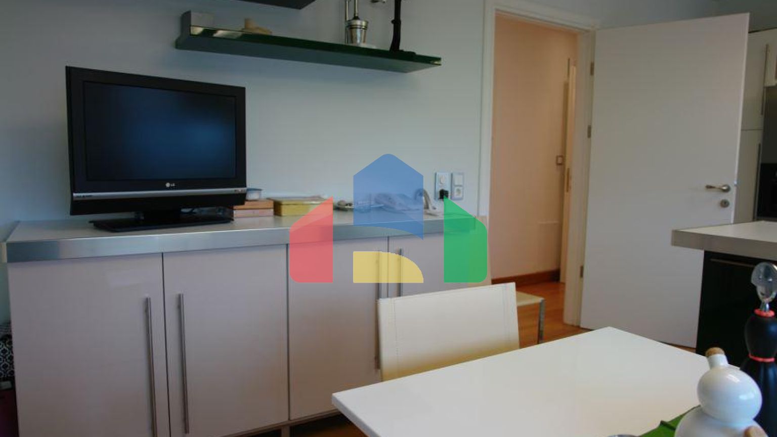 Продаж - Таунхаус 370 m² в Афінах