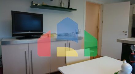 Продаж - Таунхаус 370 m² в Афінах