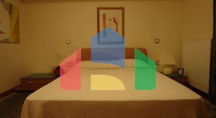 Продаж - Таунхаус 370 m² в Афінах