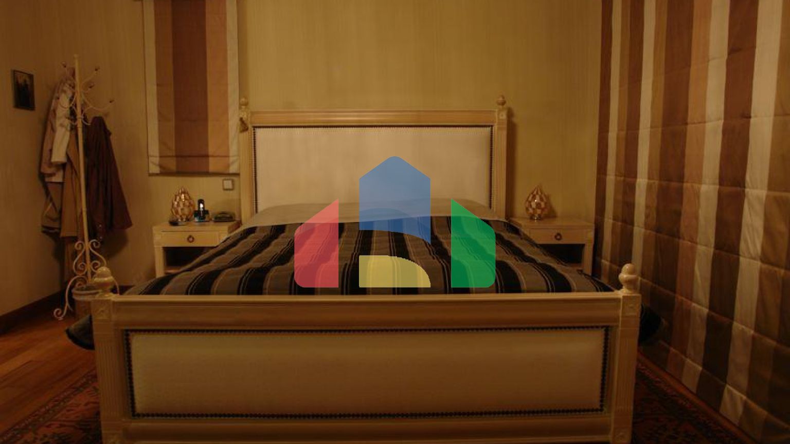 Продаж - Таунхаус 370 m² в Афінах