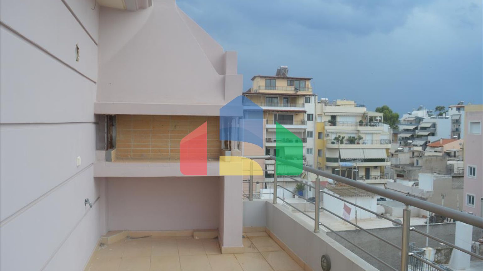 Продаж - Таунхаус 141 m² в Афінах