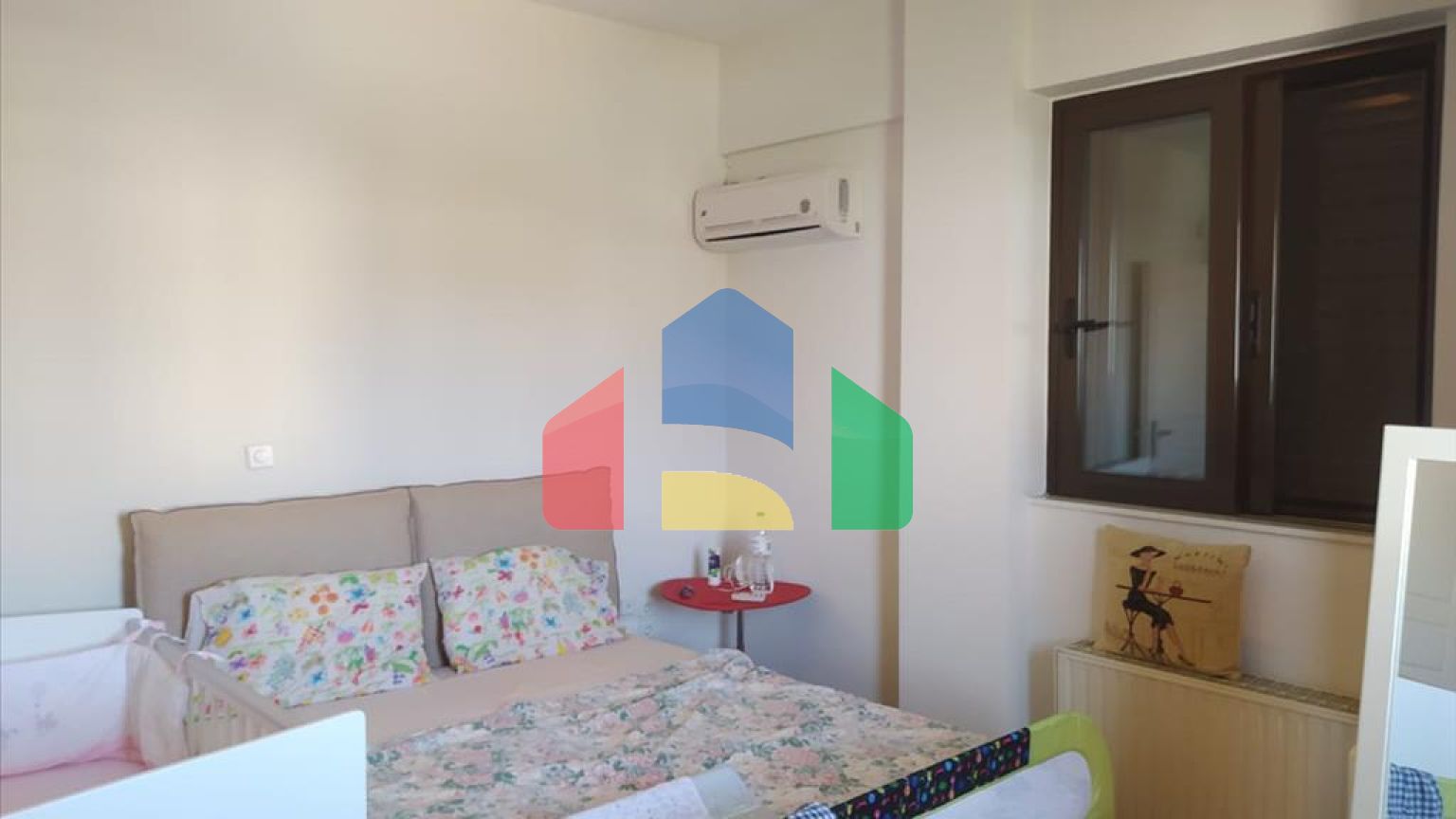 Продажа - Коттедж 640 m² в Афинах