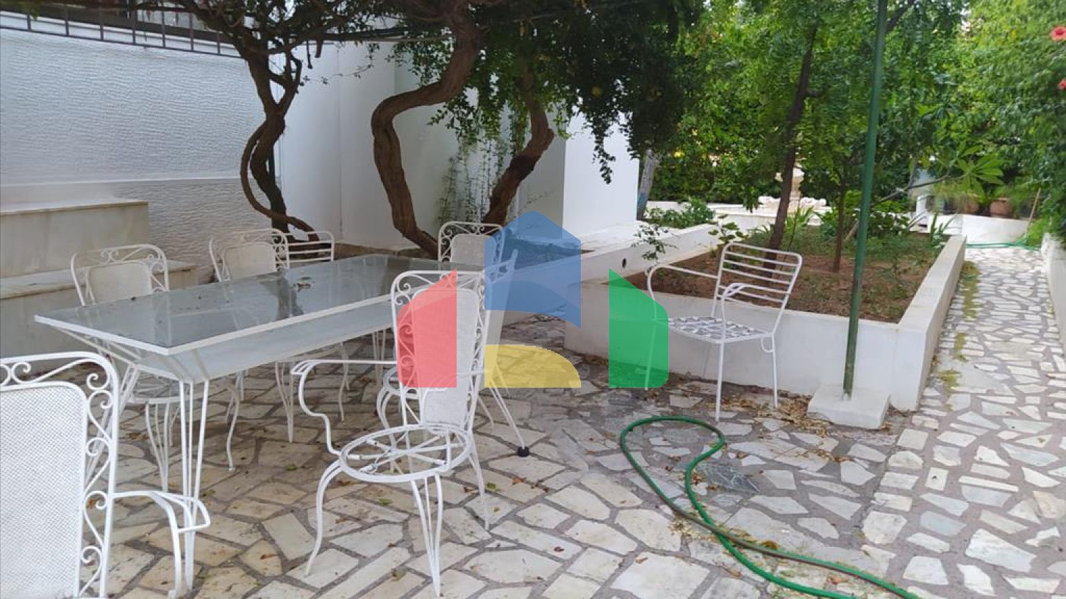 Продажа - Коттедж 640 m² в Афинах