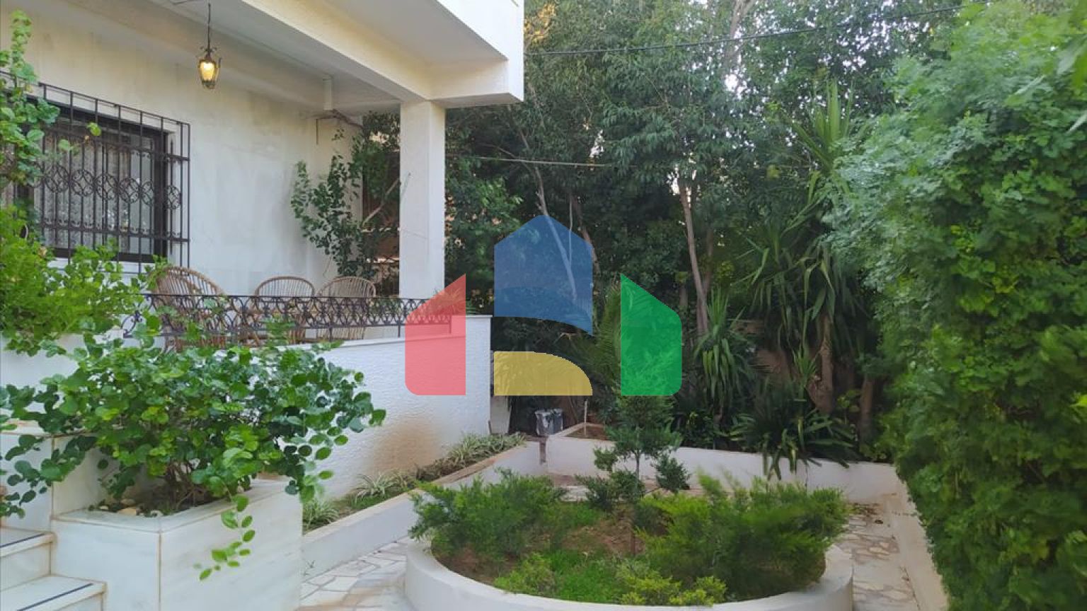 Продажа - Коттедж 640 m² в Афинах