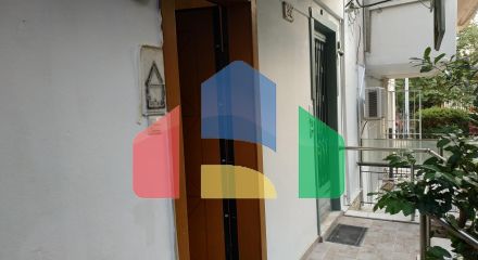 Продаж - Будівля 492 m² в Афінах