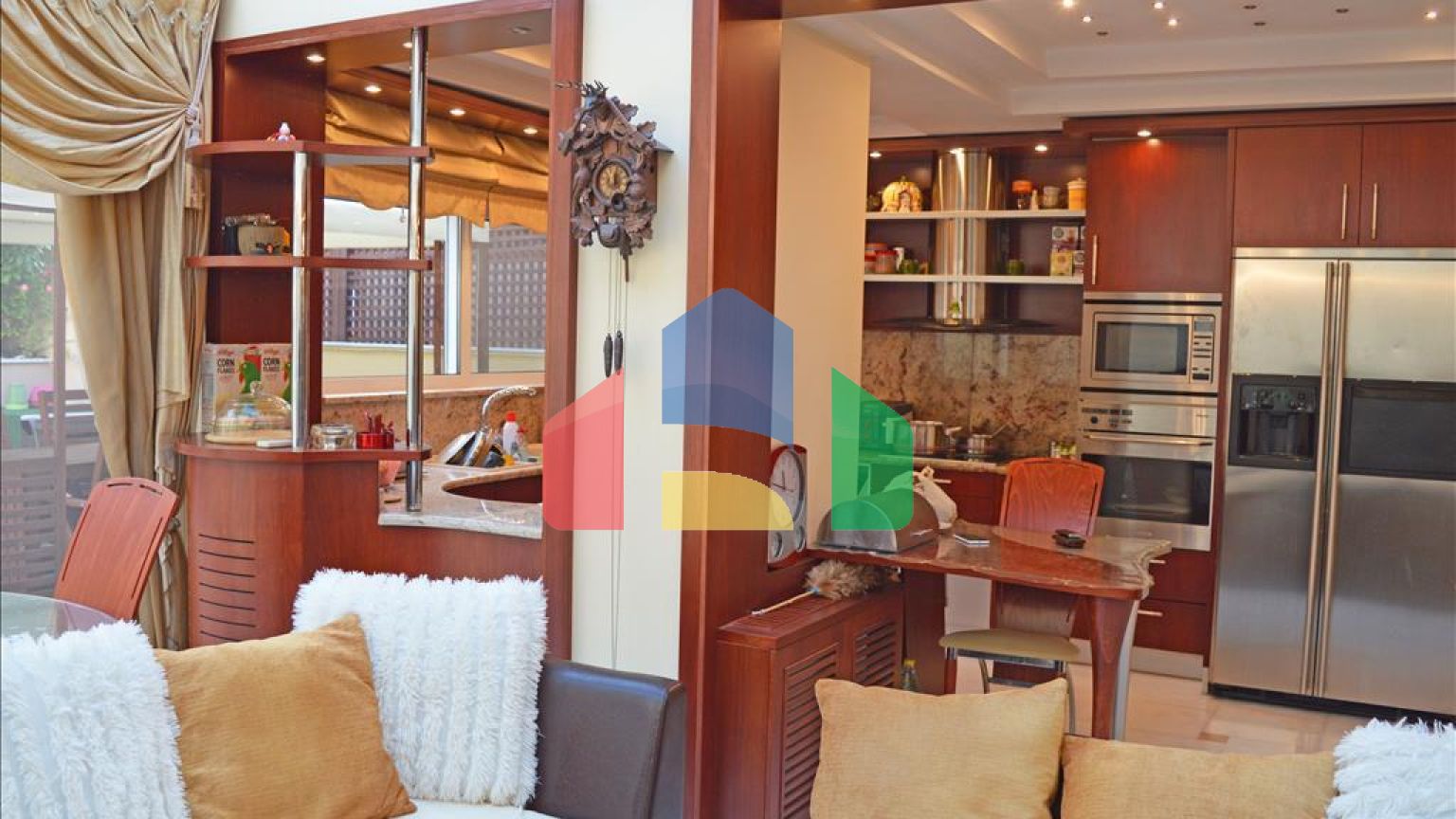 Продаж - Таунхаус 430 m² в Афінах