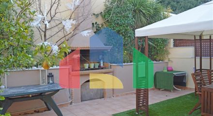 Продаж - Таунхаус 430 m² в Афінах